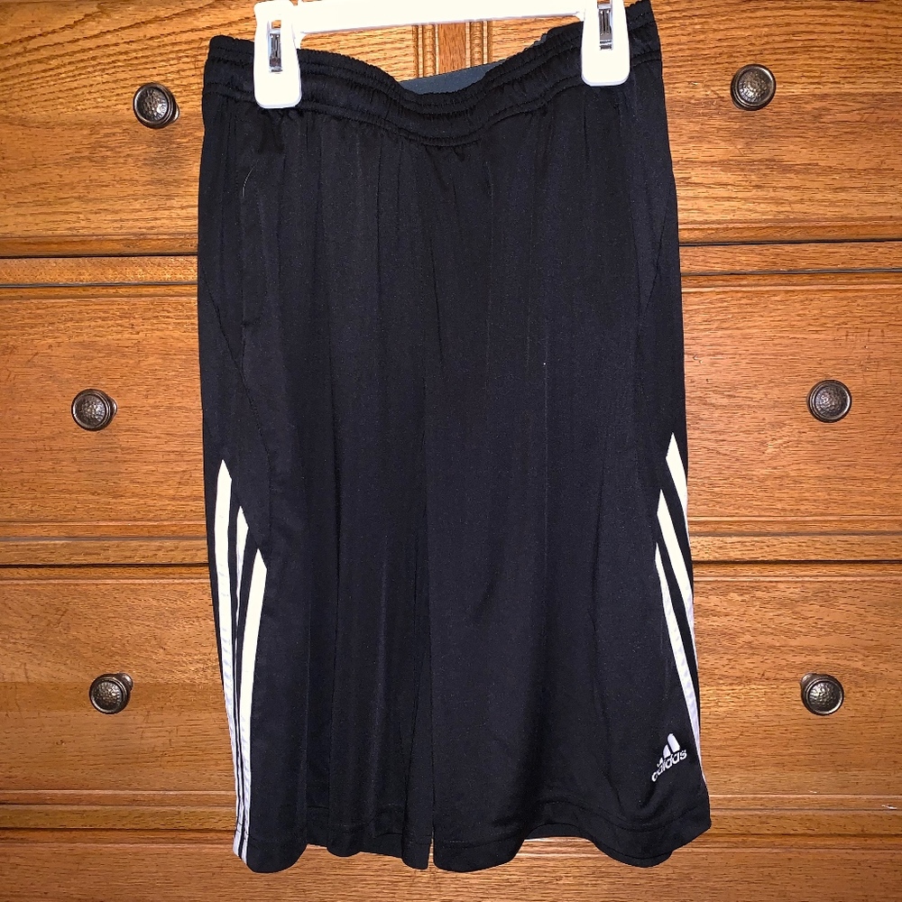 Adidas Climate Shorts ( Kids XL )